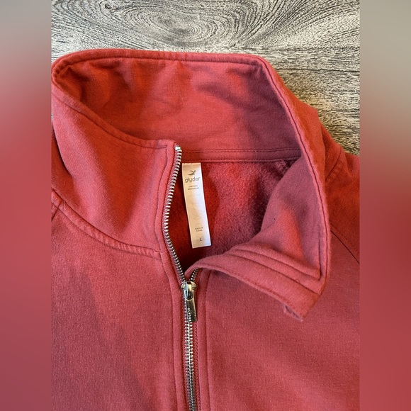 Glyder Women’s Daily Scuba Quarter Zip
Jacket in Brick Red - Picture 3 of 8